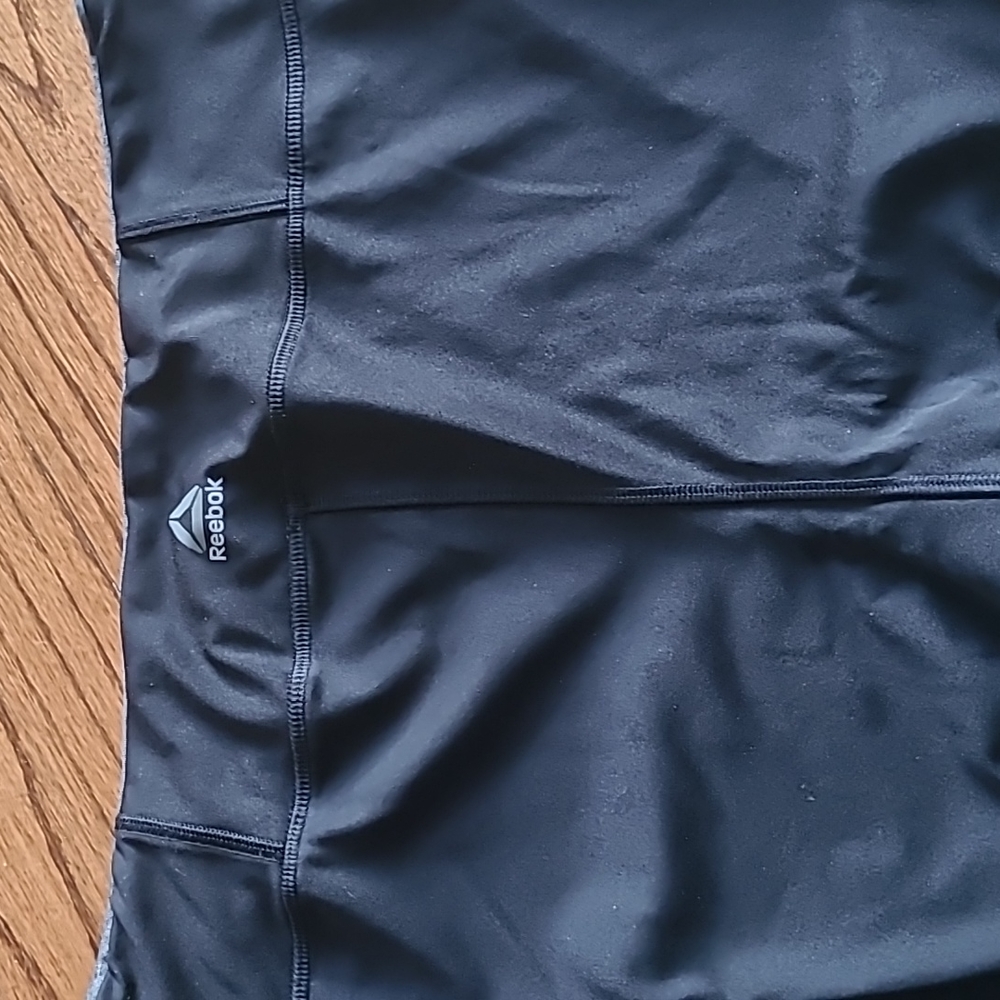 Reebok Speedwick Large Capri Athletic Pants - Picture 7 of 8